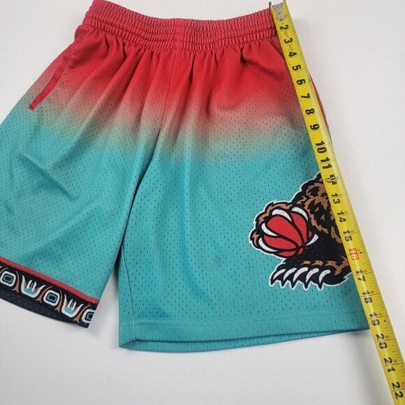 Mitchell & Ness 96-97 Vancouver Grizzlies NBA Men's Swingman Shorts Size Medium - Picture 5 of 11